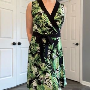 White House Black Market reversible dress